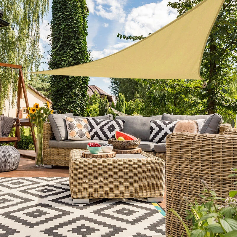 Aktive Garden Store D'ombrage Triangulaire Couleur Crème 2 Aktive Garden Store D'ombrage Triangulaire Couleur Crème – Image 2